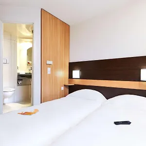 https://premiere-classe-annemasse-ville-la-grand.hotels-rhonealpes.com
