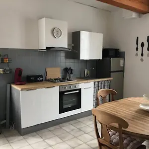 Agreable Maison De Village Hébergement de vacances